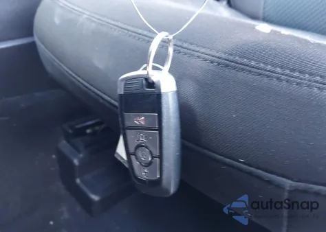 2022 Ford Explorer Xlt из США, поврежденный, VIN 1FMSK8DH0NGB61377